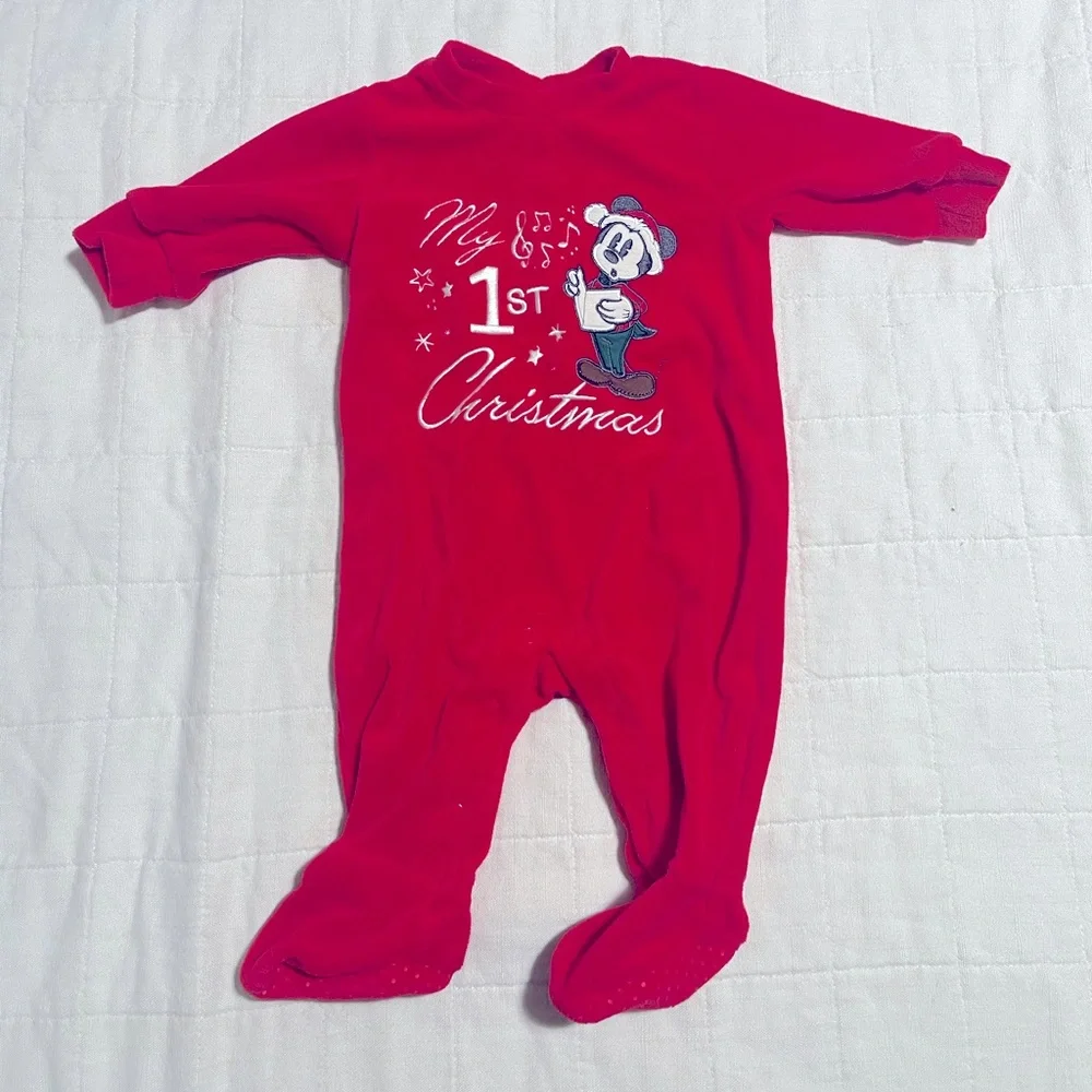 Disney baby Christmas pajamas size 3-6 months
